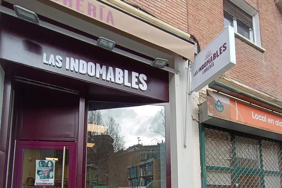 Banderola luminosa led Las Indomables